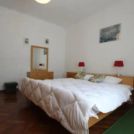 Classic Near Center And Bacvice *